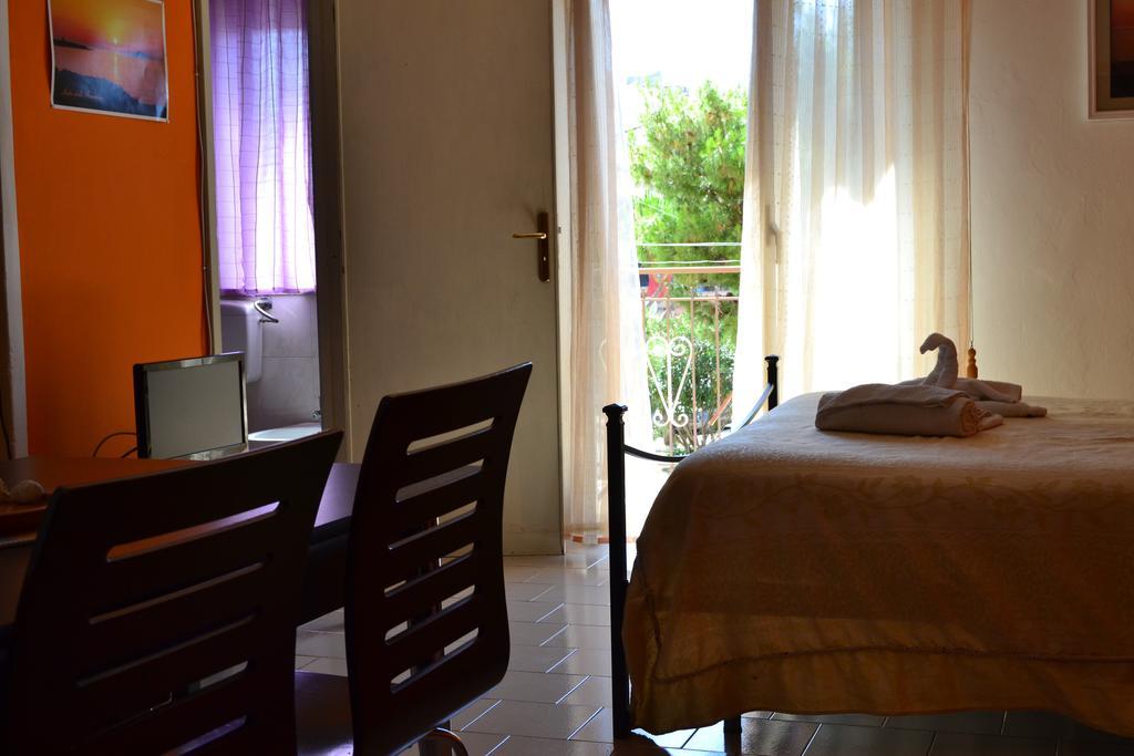 Casa Vacanze Laura Isola delle Femmine Exterior photo